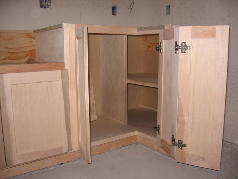 corner base cabinet